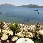 Flamingo Hotel 3*