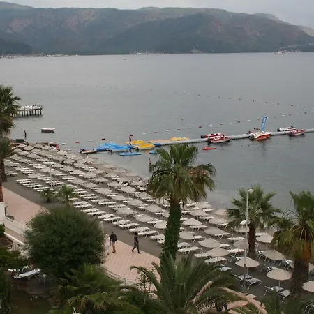 Szálloda Flamingo 3*