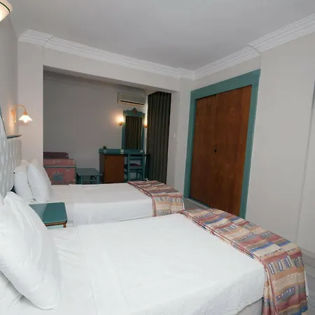 Szálloda Flamingo 3*