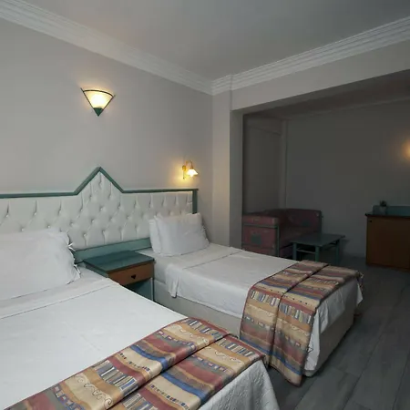 Flamingo Szálloda 3*