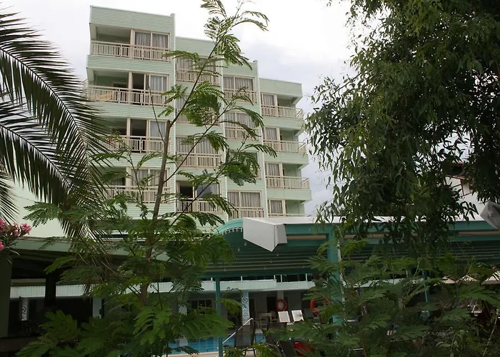 Flamingo Hotel