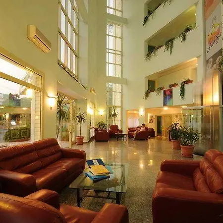 Szálloda Flamingo 3*