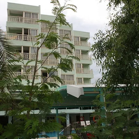 Flamingo Hotel
