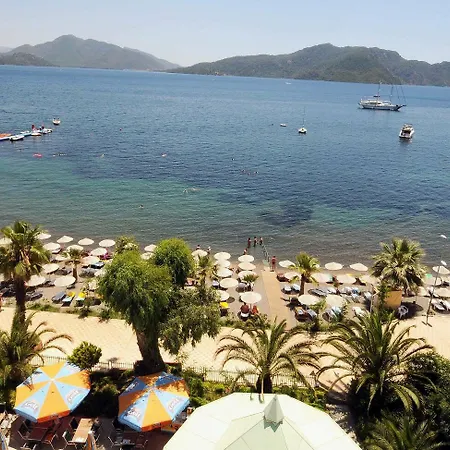 Flamingo Hotel 3*